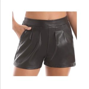 Womens Elastic Waist Loose Shorts Faux Leather Shorts with Pockets